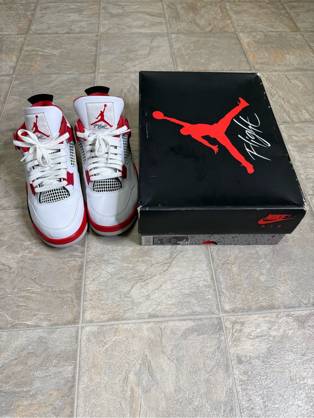 Air Jordan 4 Retro Fire Red 2020 Men’s Shoe Size 10 White DC7770-160 Preowned